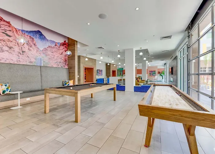Boulevard Modern 1br Asu Pool Gym 03 Apartment